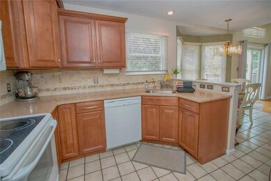 192 Ridings Cir, Macungie, PA 18062 - photo 7