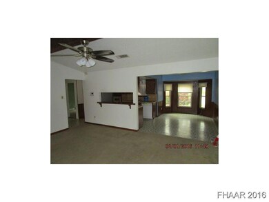 113 E Hogan Dr, Copperas Cove, TX 76522 - photo 5