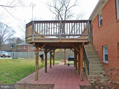 2216 Lida Ct, Alexandria, VA 22306 - photo 6