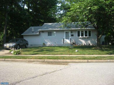 621 Otter Branch Dr, Magnolia, NJ 08049 - photo 2