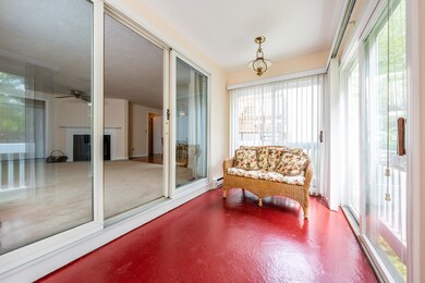 727 Main Street D2