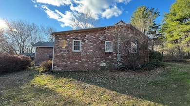 337 Hampton Rd, Chaplin, CT 06235 - photo 2