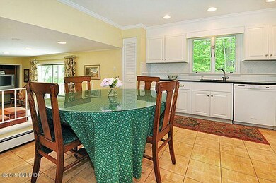 8 Windsor Ln, Cos Cob, CT 06807 - photo 3