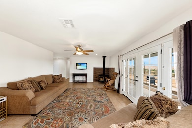 61746 Crest Circle Dr, Joshua Tree, CA 92252 - photo 5