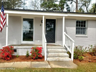 301 Lakewood Dr, Jacksonville, NC 28546 - photo 2
