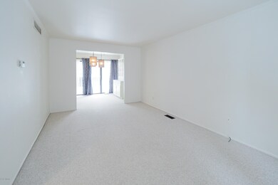 107 Inverness Ct unit 80, Kalamazoo, MI 49006 - photo 3