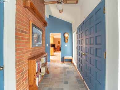 Entrance/Foyer
