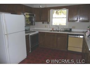 87 Green Vale Dr, Leicester, NC 28748 - photo 6