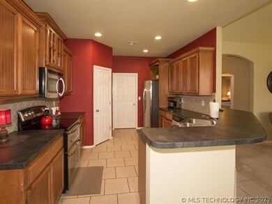 18614 E 50th Place, Tulsa, OK 74134 - photo 6