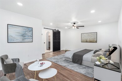 2325 Chelmsford Ct, Alvin, TX 77511 - photo 6