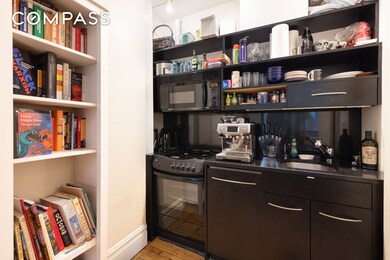 67 Park Ave unit 8E, New York, NY 10016 - photo 4