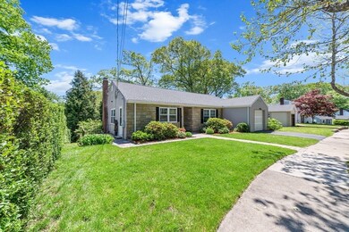 27 Cricket Ln, West Roxbury, MA 02132 - photo 2