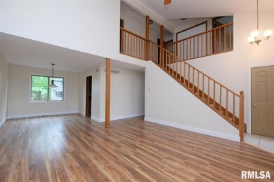 5516 N Cedarwilde Ct, Peoria, IL 61615 - photo 3