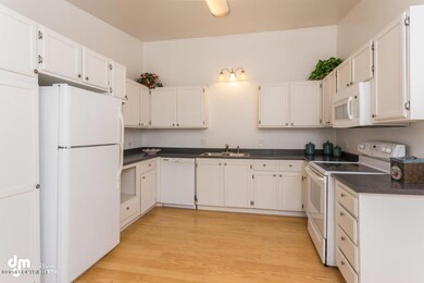 Kitchen 2394-SMALL
