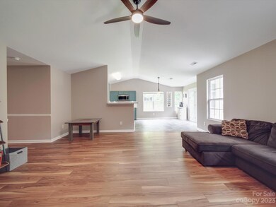 2304 Wexford Way, Statesville, NC 28625 - photo 2