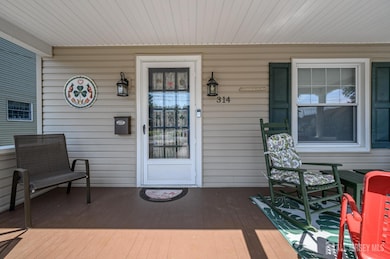 314 Mountainview Terrace, Dunellen, NJ 08812 - photo 2