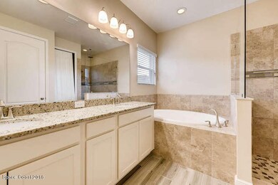 Maplewood B-small-008-7-Master Bathroom-