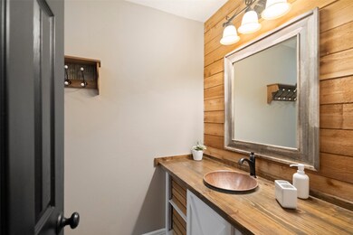 7458 Woodoak Dr, Houston, TX 77040 - photo 5