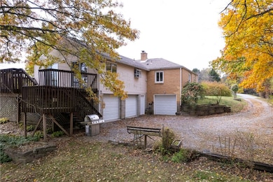 118 Mcclelland Dr, Pittsburgh, PA 15238 - photo 6