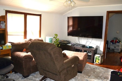 602 Flora Ave, Algoma, WI 54201 - photo 5