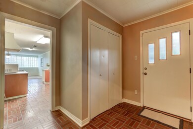 101 Maurice St-15