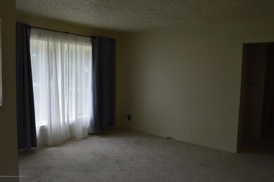 1048 Andrus Ave, Lansing, MI 48917 - photo 3
