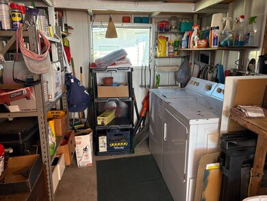 977 E Sand Cay Ave, Venice, FL 34285 - photo 6