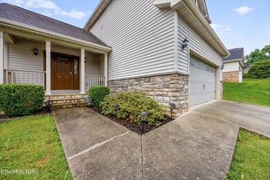 04-9934 Thunderbolt Way22