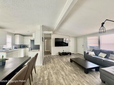 3567 Acorn Cir, East Stroudsburg, PA 18302 - photo 4