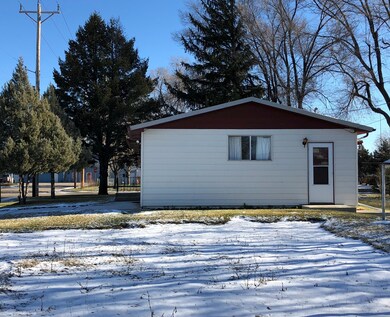 Sign Removed - Tweak Back side of House