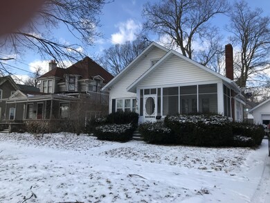 508 W Mansion 2