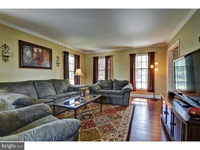37 Wexford Dr, Monmouth Junction, NJ 08852 - photo 4