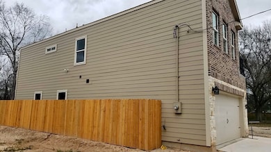 834 Enterprise St, Houston, TX 77088 - photo 3