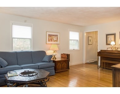 10 Hatters Hill Rd, Medfield, MA 02052 - photo 4