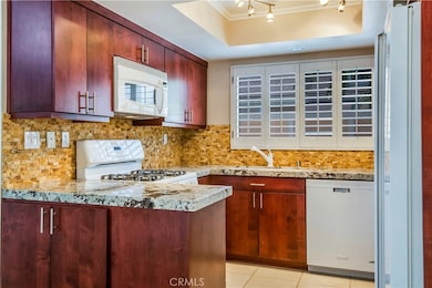 2217 Vanderbilt Ln unit 9, Redondo Beach, CA 90278 - photo 4