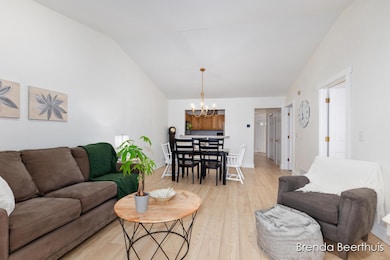 7091 W Cannon Place Dr unit 9, Rockford, MI 49341 - photo 6