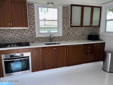 218 Pemberwick Rd unit 2, Greenwich, CT 06831 - photo 2