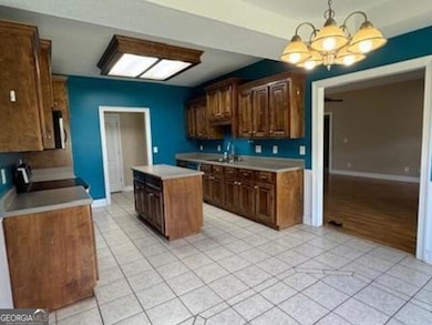 318 Lovorn Cir, Warner Robins, GA 31088 - photo 4