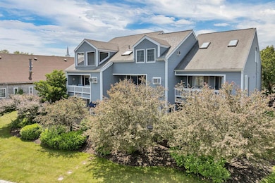 51 Mill St unit 6, Wolfeboro, NH 03894 - photo 2