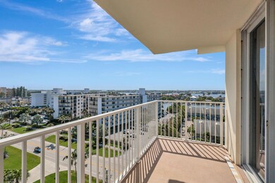 Le Chateau Royal unit 9110, Palm Beach, FL 33480 - photo 7
