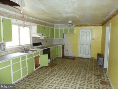 44 Osborne Ave, Vineland, NJ 08360 - photo 2