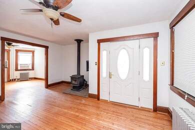 333 Stuart Ave, Downingtown, PA 19335 - photo 3