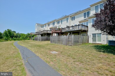 42761 Locklear Terrace, Chantilly, VA 20152 - photo 4