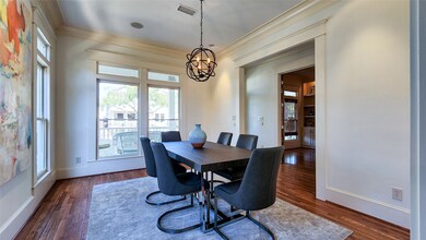 608 E 10th 1/2 St, Houston, TX 77008 - photo 5