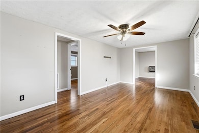 572 Young Loop, Fairmount, GA 30139 - photo 6