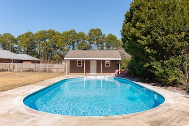 2010 Pelican Ln.-36