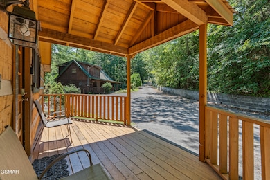 1708 Ridgecrest Dr, Sevierville, TN 37876 - photo 4