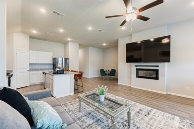 7537 Prairie Holly Ln, Venus, TX 76084 - photo 6