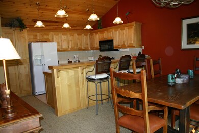 Dining/Kitchen
