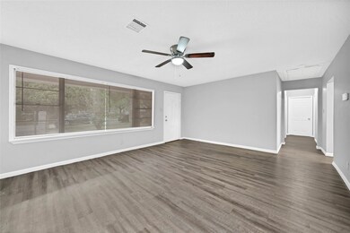 6613 Homestead Ct, Houston, TX 77028 - photo 5